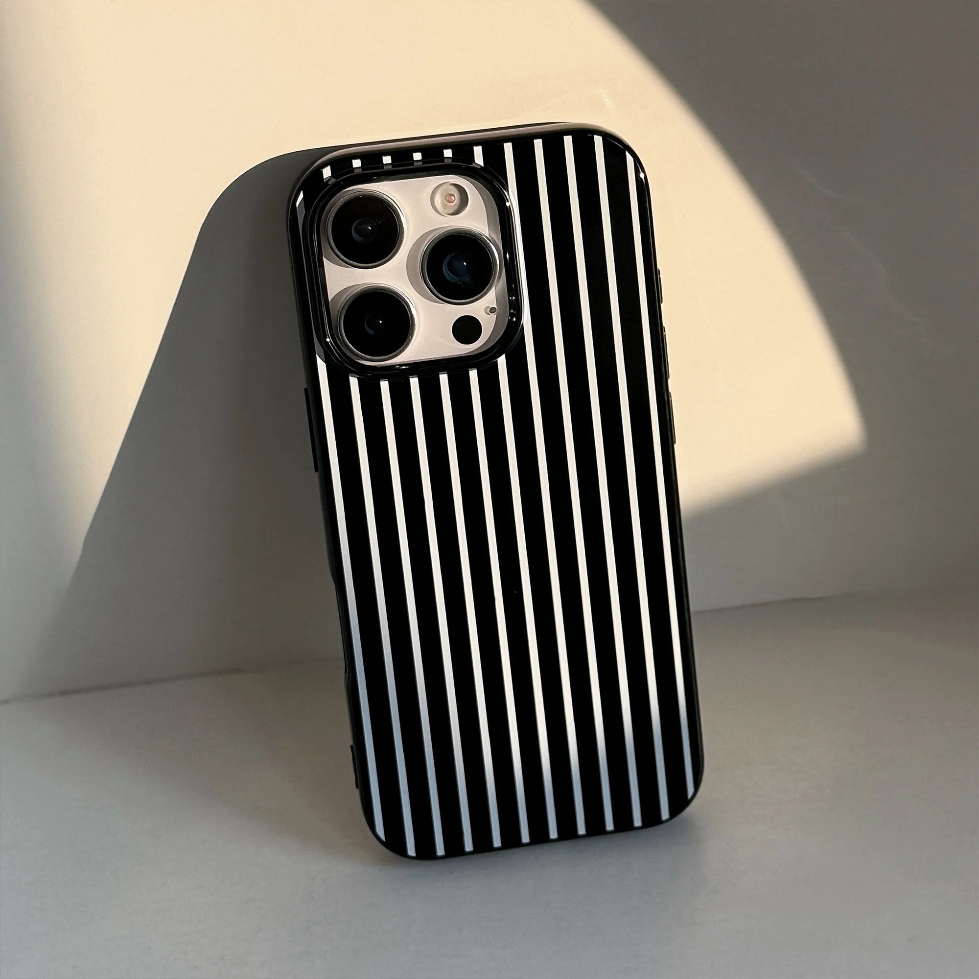 Retro Black White Lines With Z - Phone Cases Black recensie en prijs